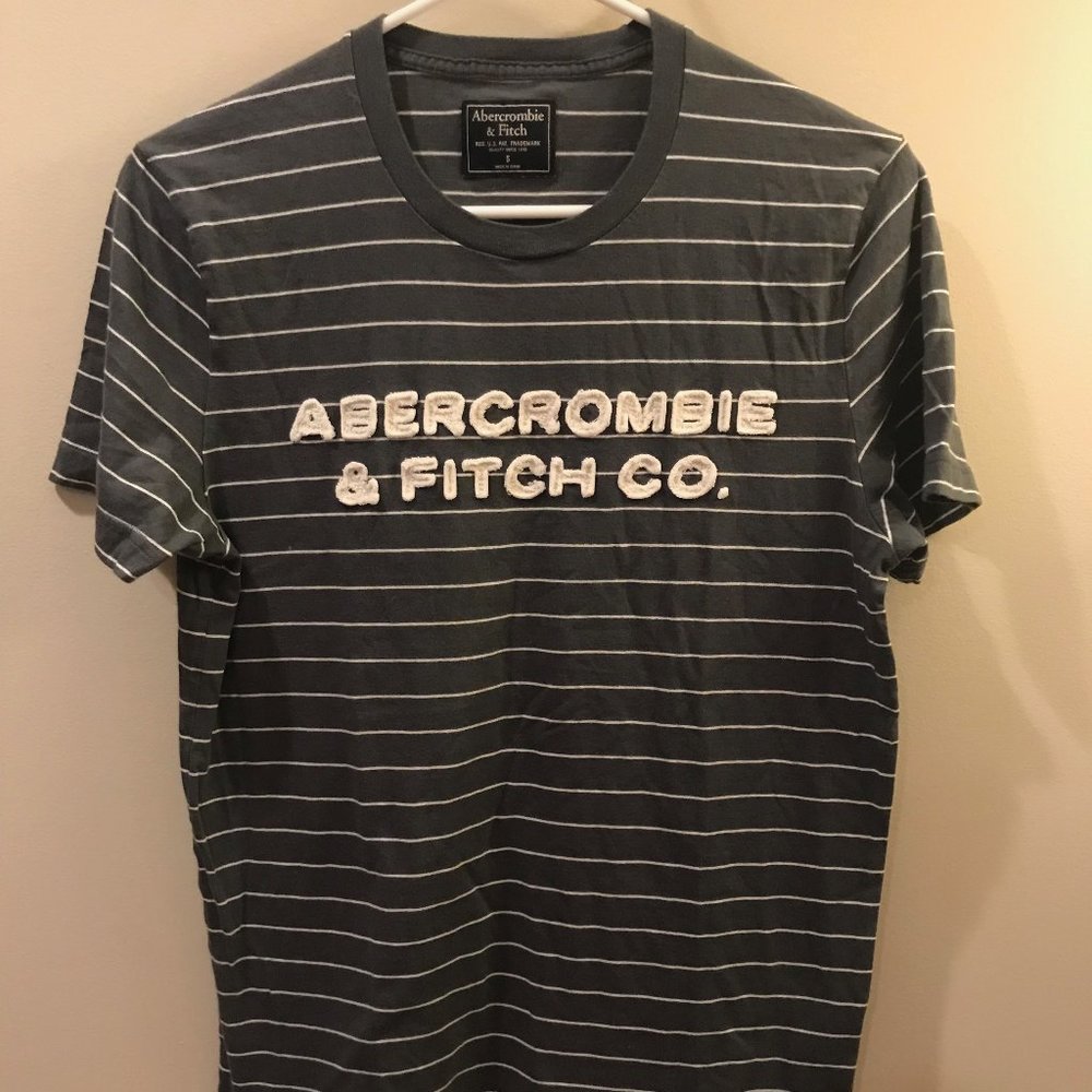 Abercrombie & Fitch T-shirt